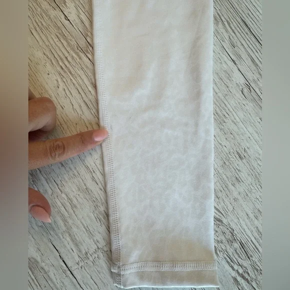 Buffbunny Leggings Shiny White Leopard High Waist Full Length XS - Picture 11 of 11